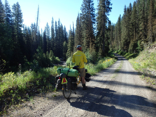 GDMBR: We are road ready and dressed for the cool mountain morning air.